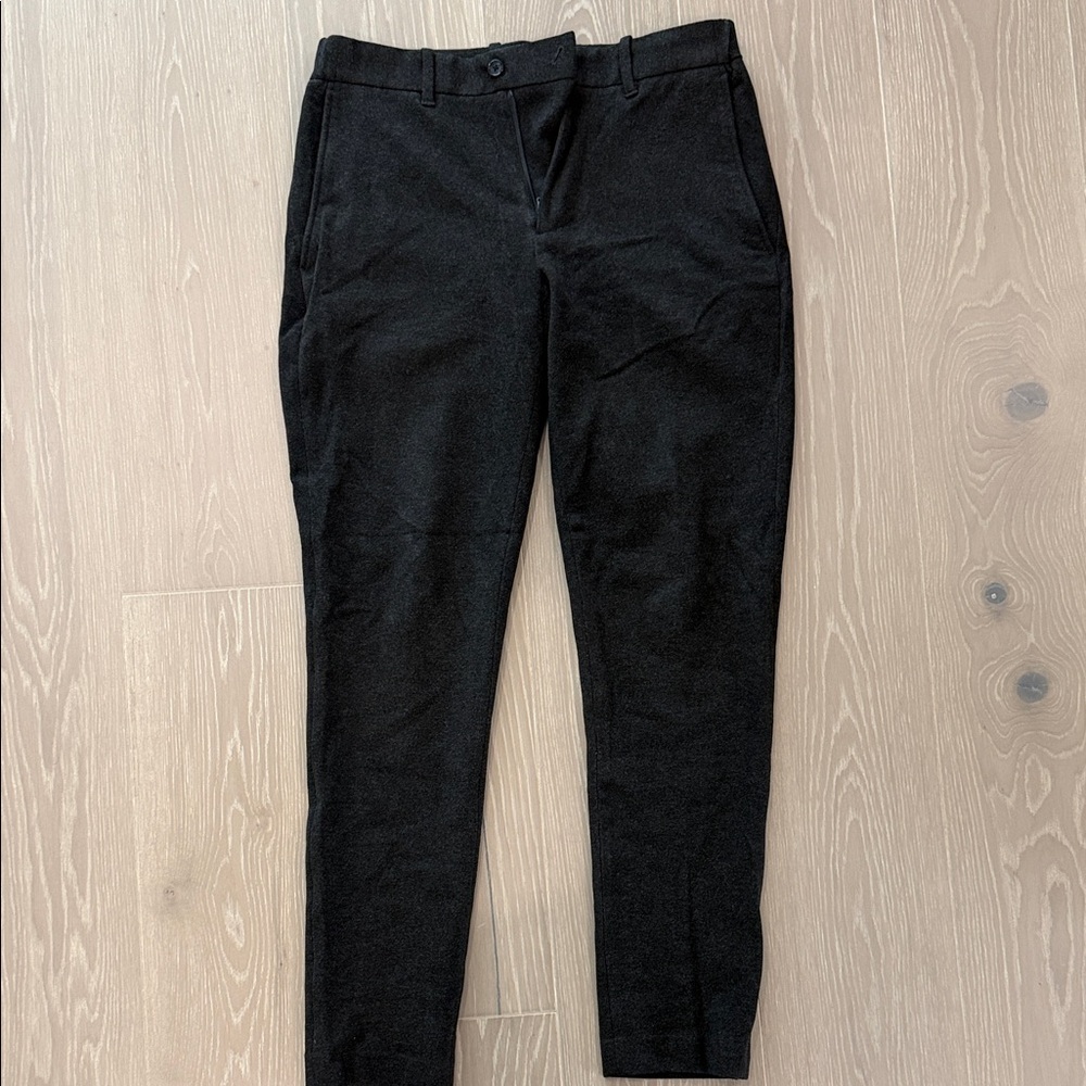 Zara Men's Classic Black Chinos great condition skinny or slim fit on bottom